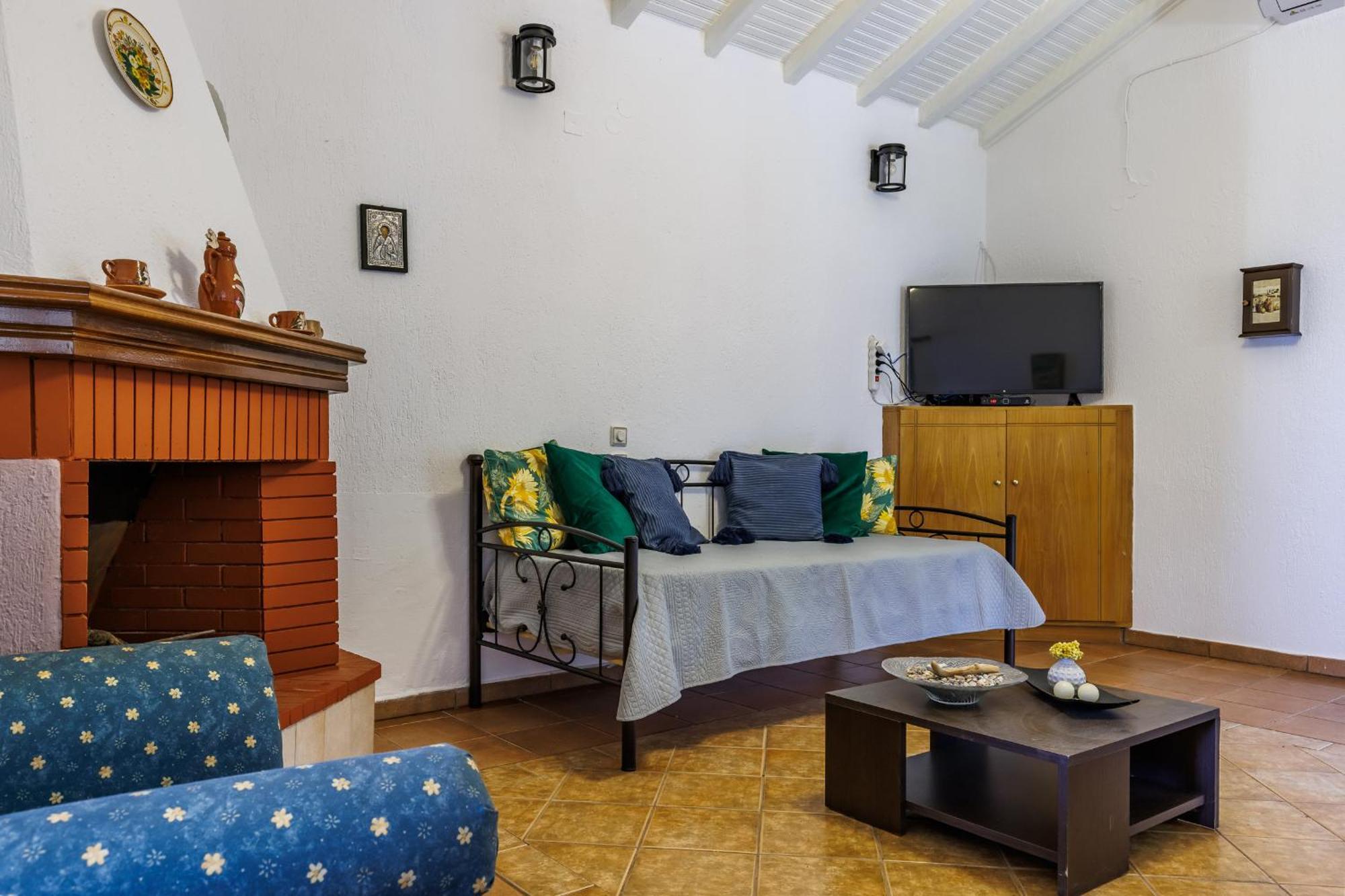 Atheato Nerissa Cottage - Skopelos Glossa מראה חיצוני תמונה