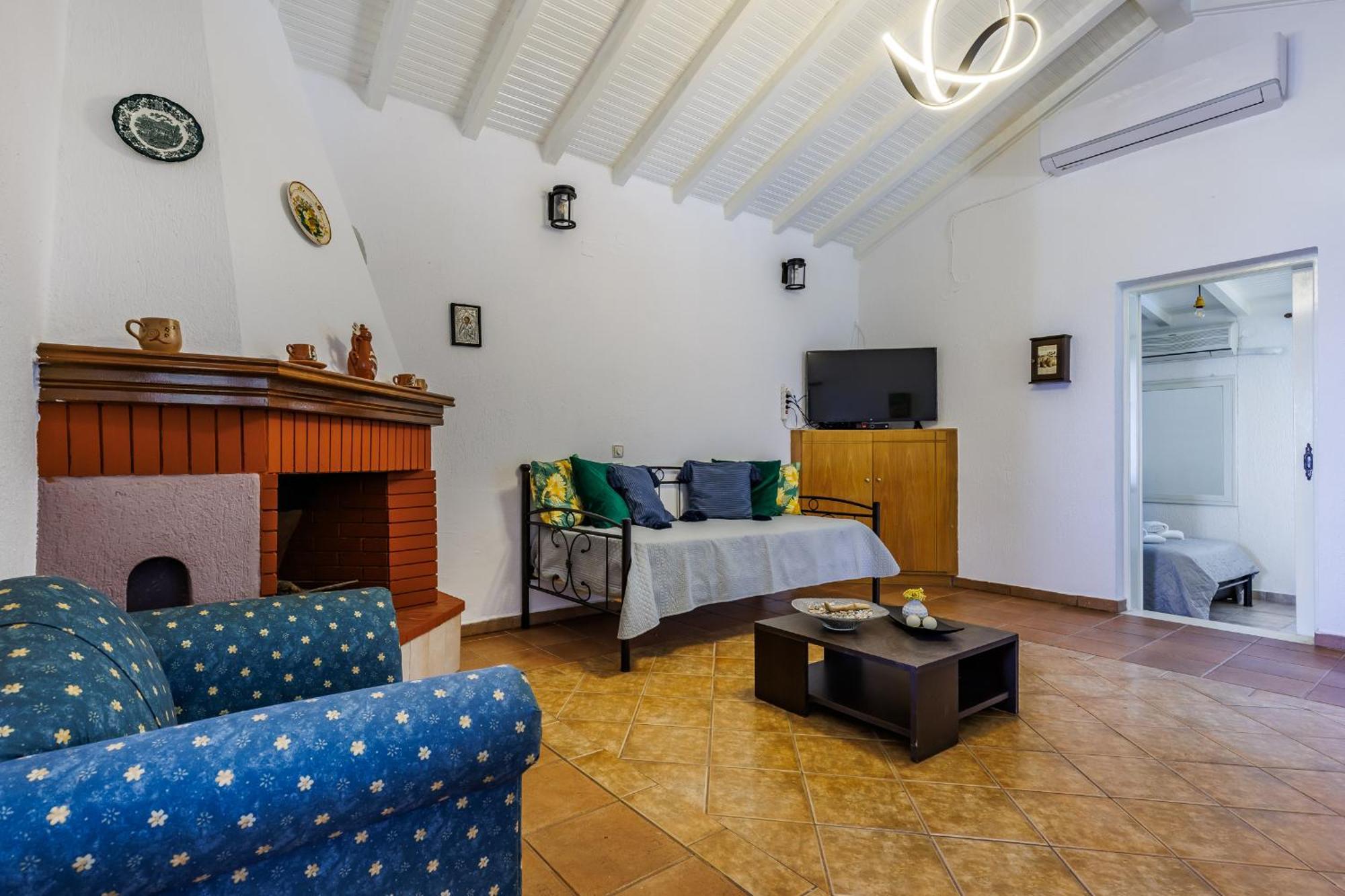 Atheato Nerissa Cottage - Skopelos Glossa מראה חיצוני תמונה